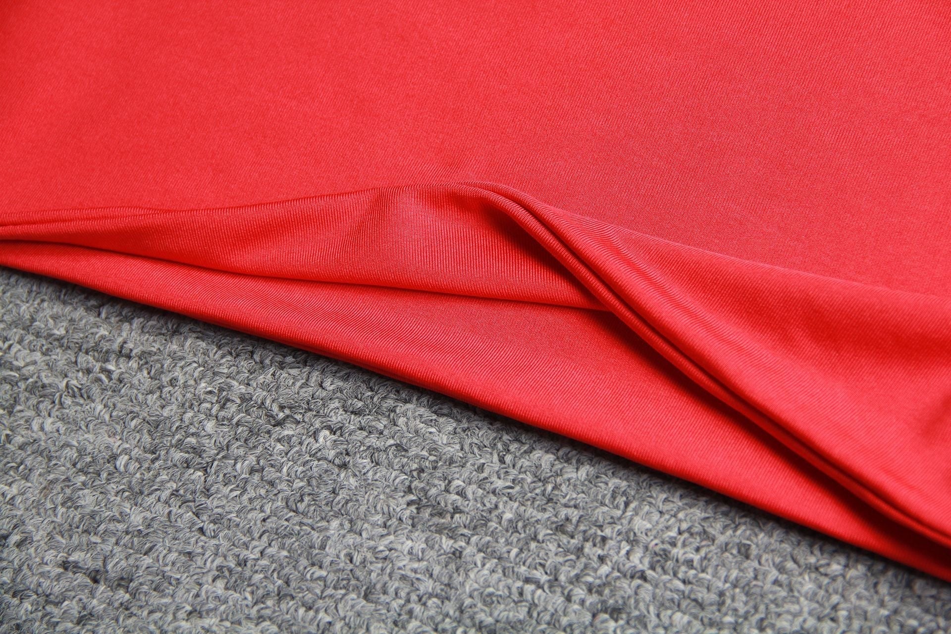 Scarlet Summer Crop Top